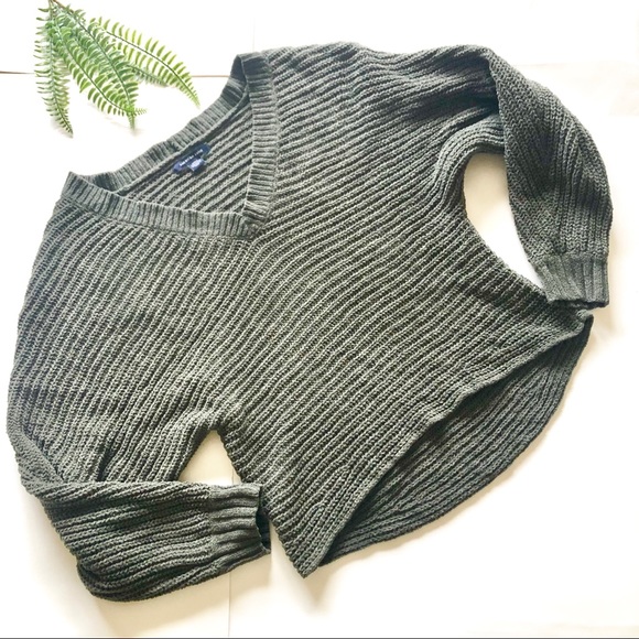 American Eagle Outfitters Sweaters - 6HR PRICE DROP American Eagle Chenille Sweater